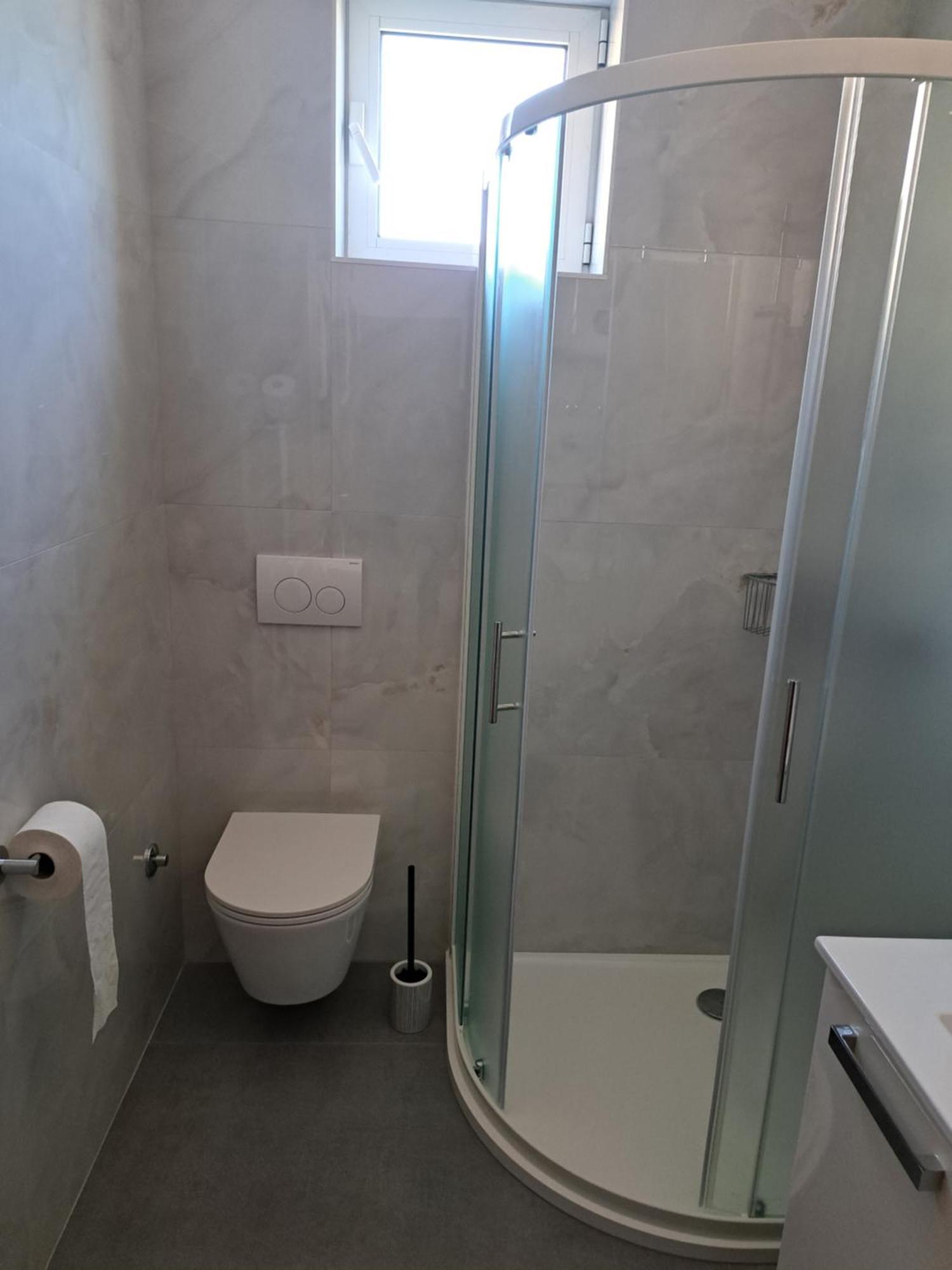 Apartment Elinor 2 โรวีน ภายนอก รูปภาพ